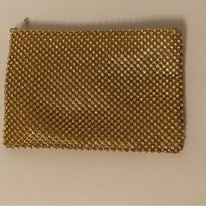 IN’S BAG CLUTCH CROSSBODY GOLD MESH BEZEL SET RHINESTONES LONG SILVER CHAIN ZIP